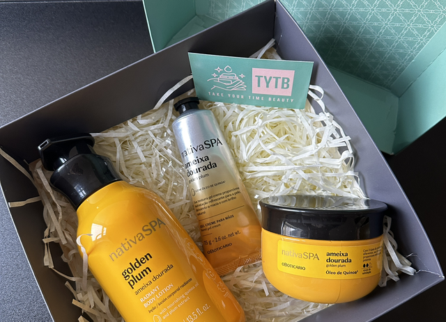 Golden Plum Gift Set