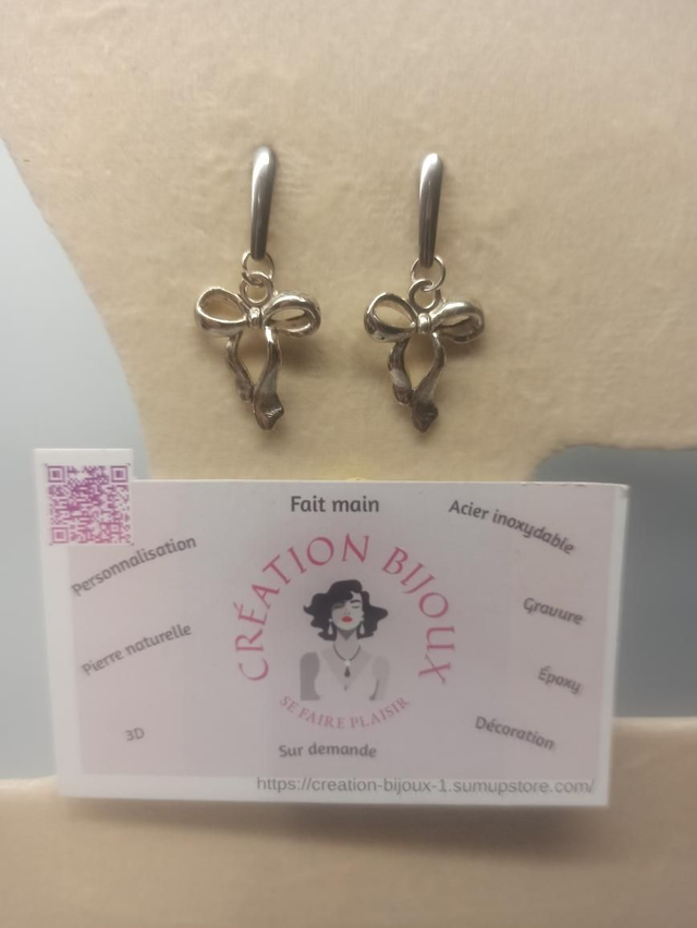 Boucle d'oreille noeud 