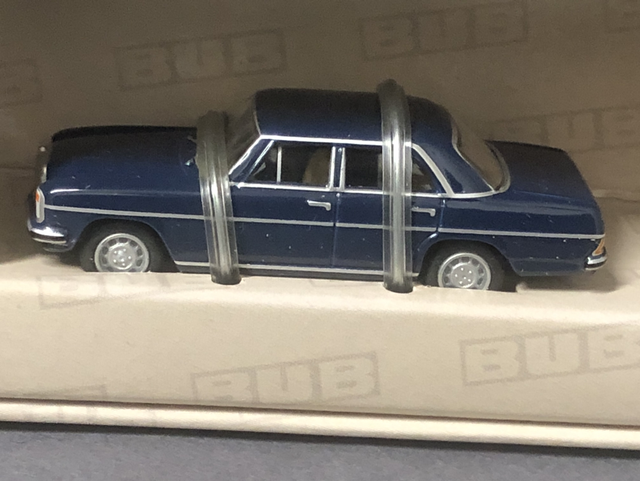 Mercedes Benz /8 Bub 1:87