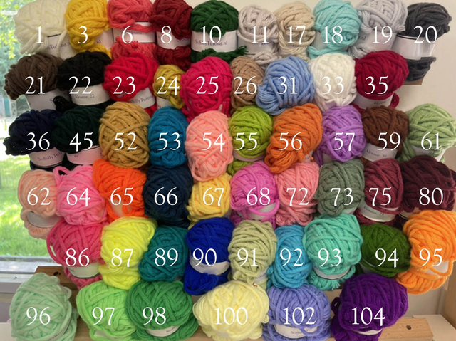 Mini tuft &amp; punch needle yarn 15 grams bolletjes