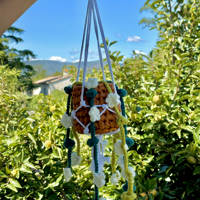 Pot suspendu macramé - Feuilles et fleurs