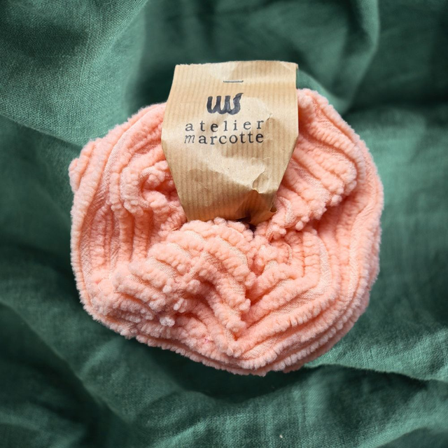 Chouchou Groseille - upcyclé et coloré