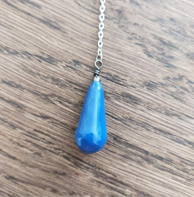 Pendule &quot;goutte&quot;- bleu foncé