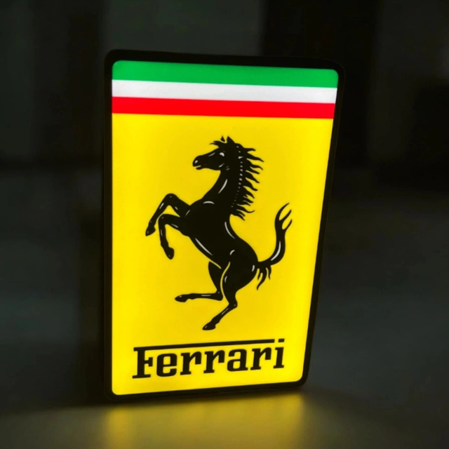 Lampe LED Ferrari – L’élégance et la puissance à l’italienne !