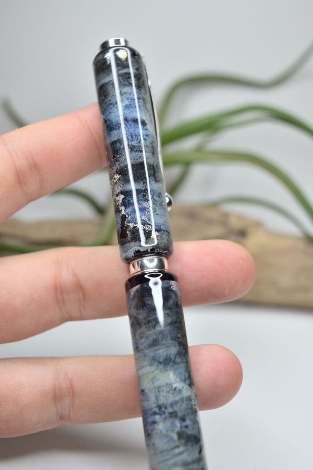 STYLO A BILLE FEUILLE D'ARGENT MONTURE ARGENT