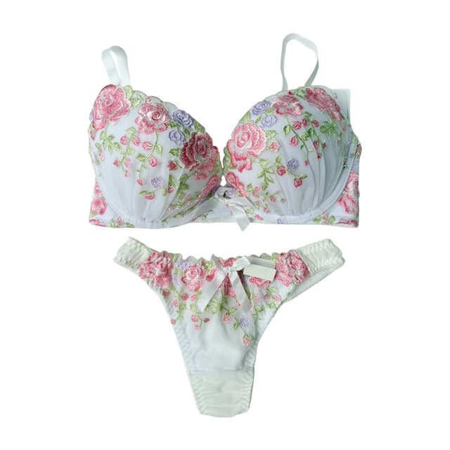 White and pink floral embroidered Japanese Bra + underwear set UK 32C    