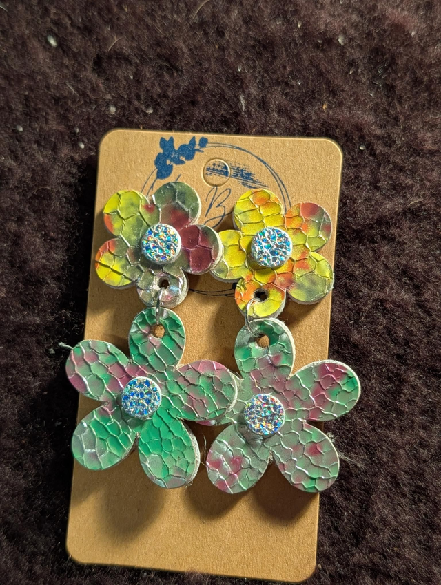 Boucles d'oreilles marguerite rose vert orange jaune m609