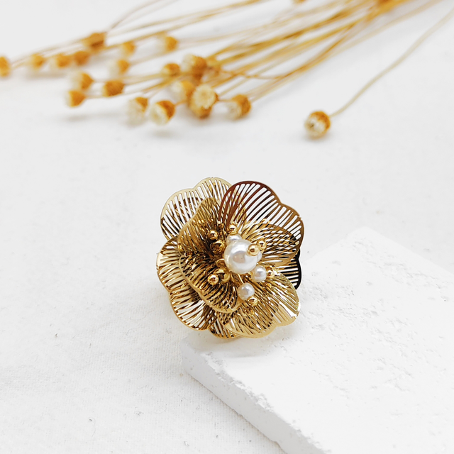 Bague large fleur ouverte 