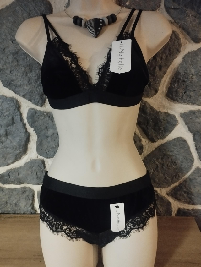 Ensemble triangle sans armatures ni rembourrage velour  noir