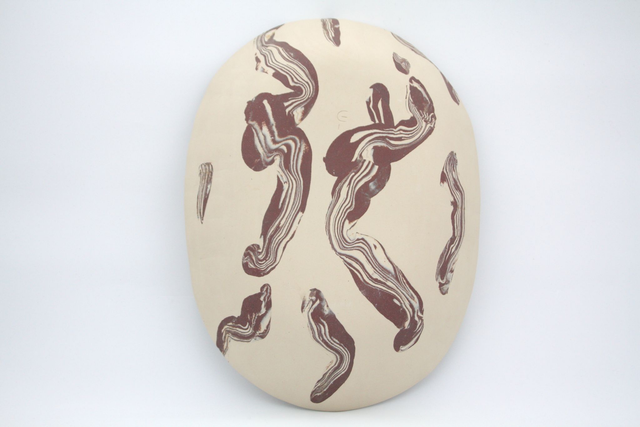 Grand plat en terres mêlées