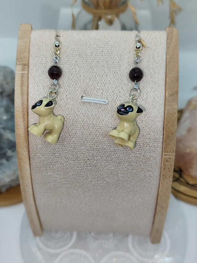 Grenat facettes chien 