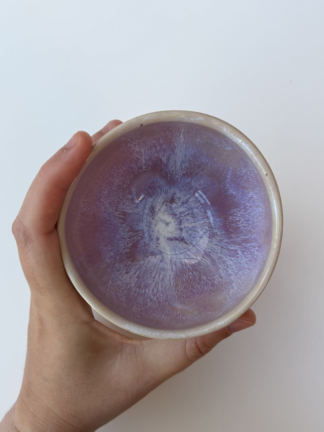 Pink/lilac foot ring small bowl