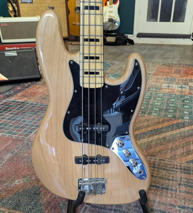 Squire Vintage Modified Jazz Bass