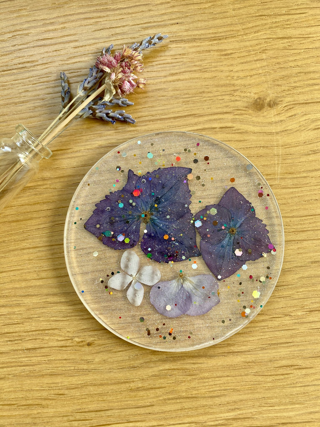 Sous verre rond - hortensia et paillettes