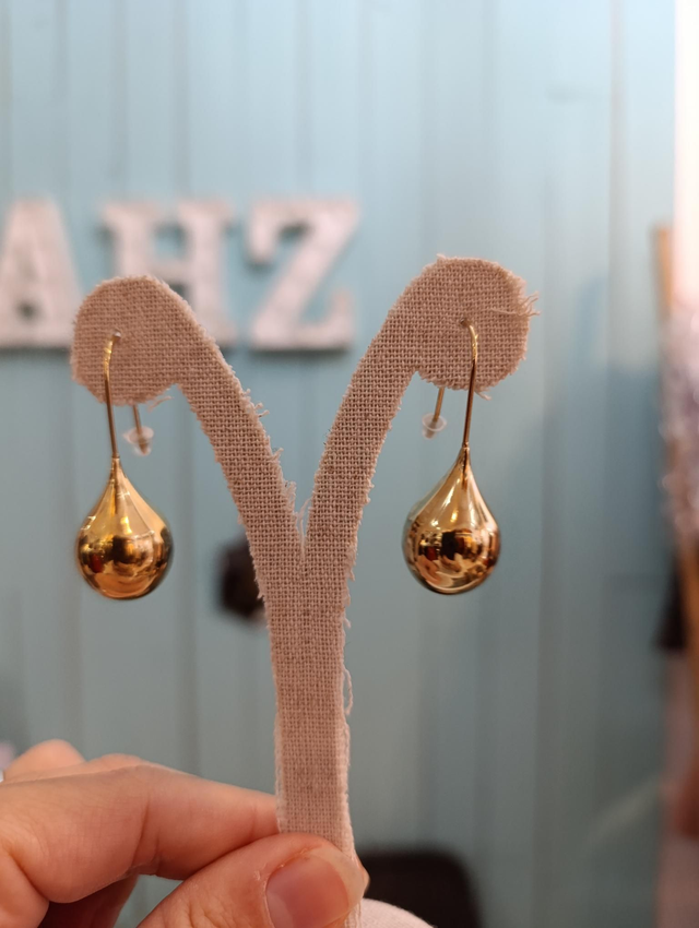 Pendiente gota gancho