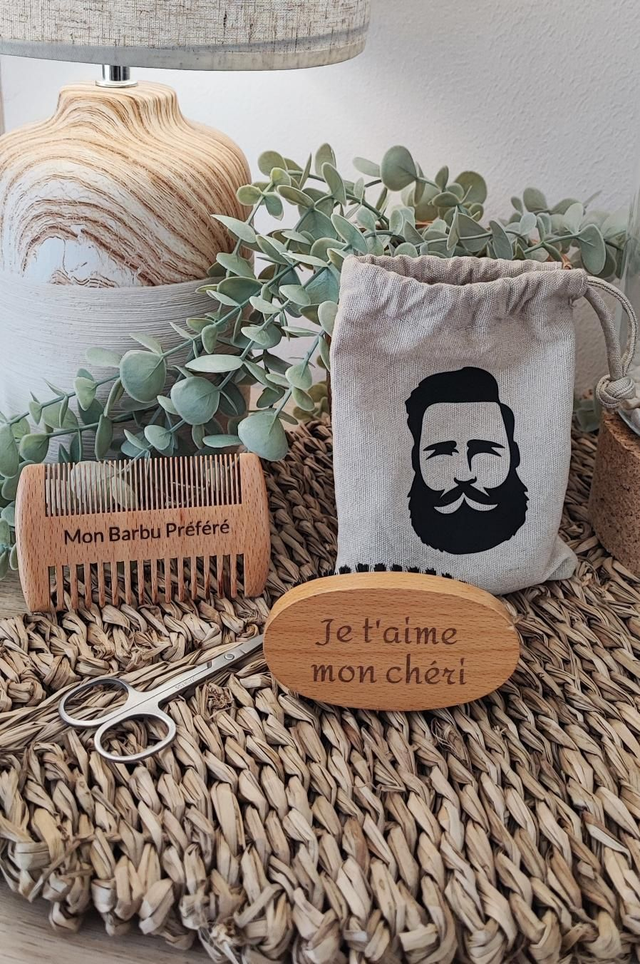 Kit de soins pour barbe – Coffret cadeau homme avec brosse, peigne, ciseaux et pochon