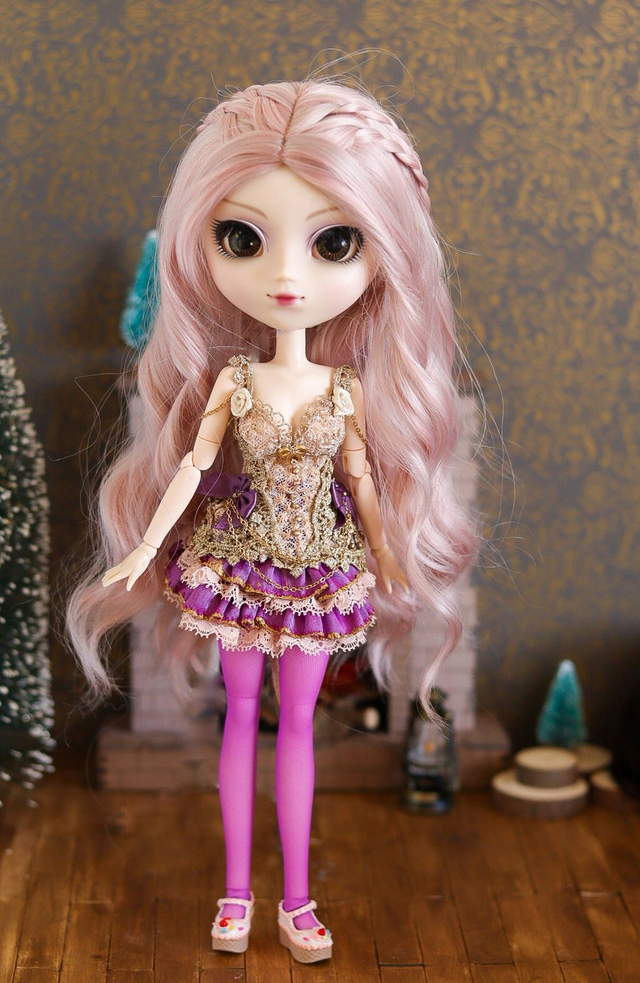 Golden frills outfit for Pullip dolls 