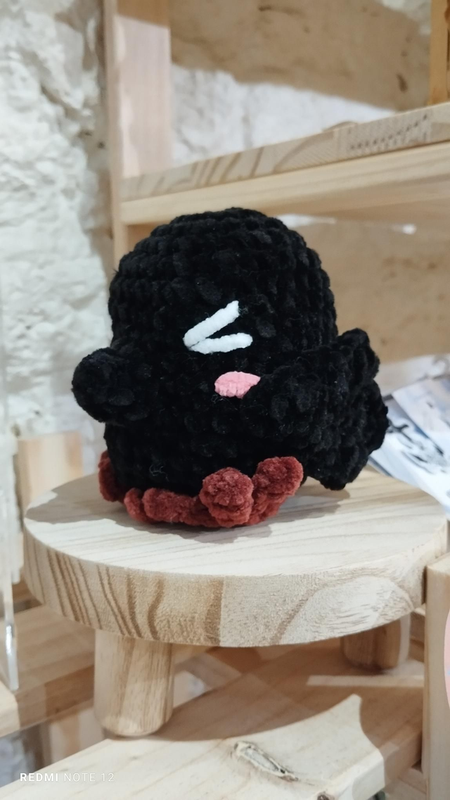 Nebula, veilleuse de la nuit | Créatures d&#039;Atelier corbeau en crochet pleine d&#039;intention