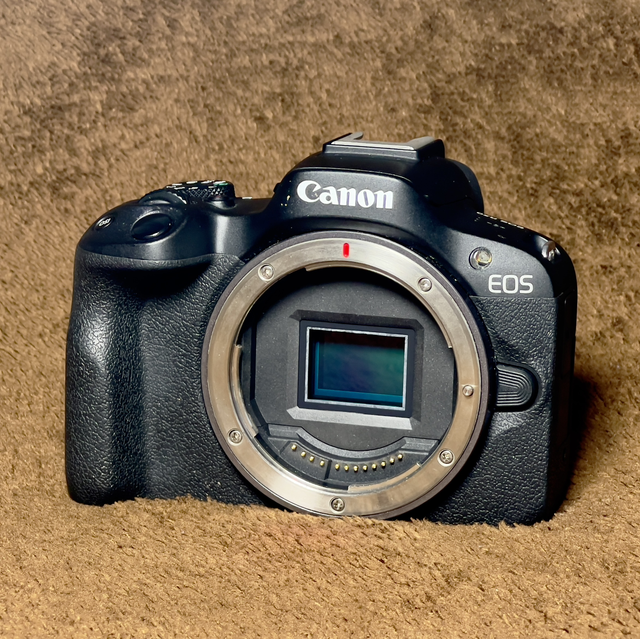 Canon EOS R50 – Usada