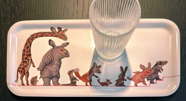 Tablett stand in line