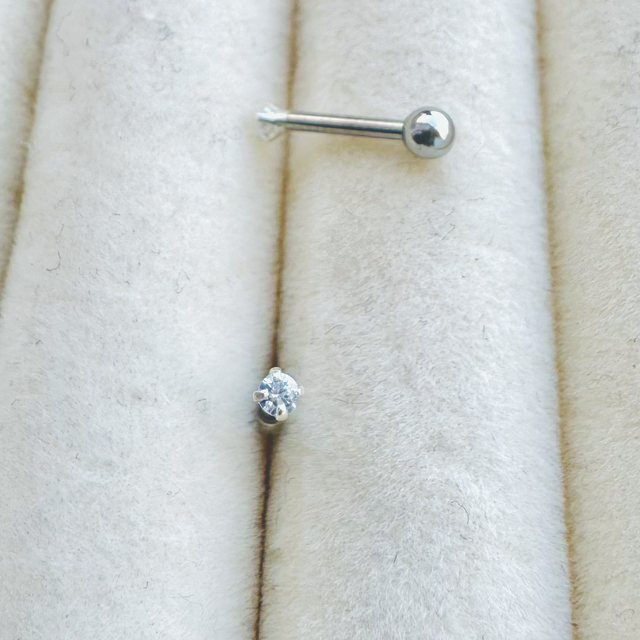 PIERCING PONTO DE LUZ TRÁGUS 