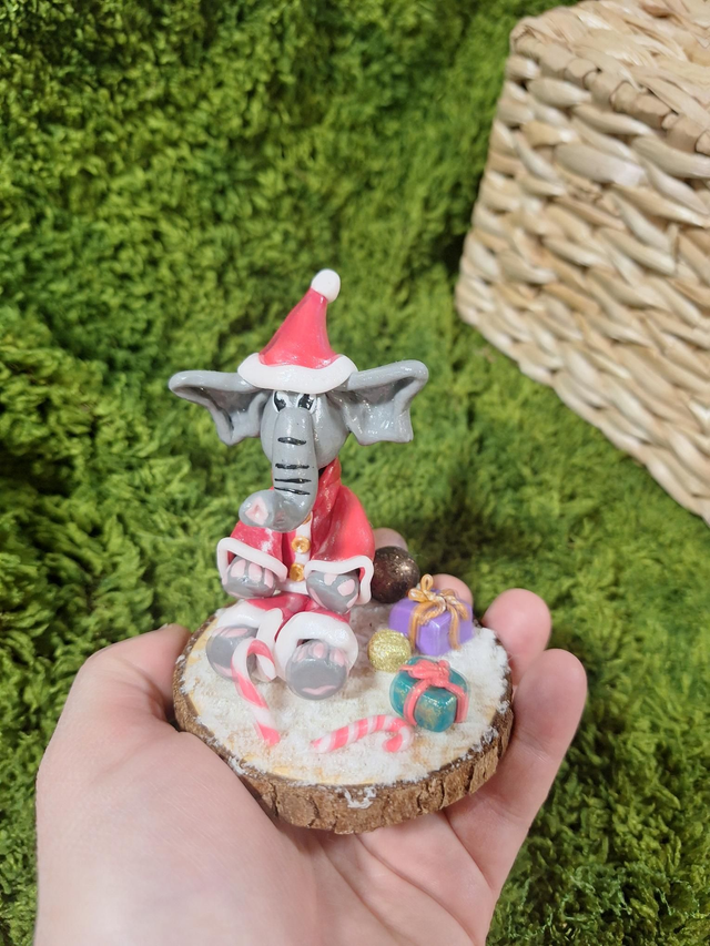 Archie l'éléphant de Noël 