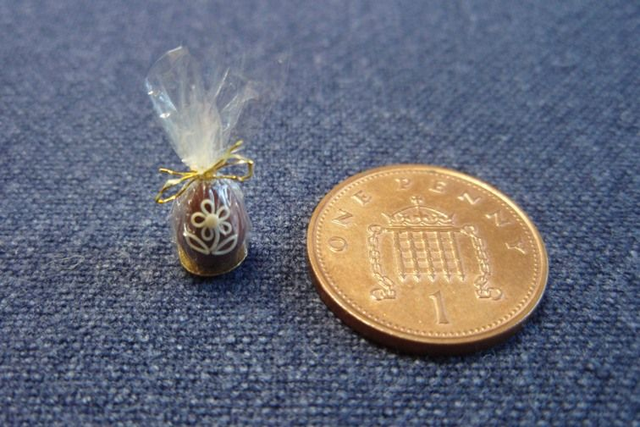 Easter Egg (1/24th scale)