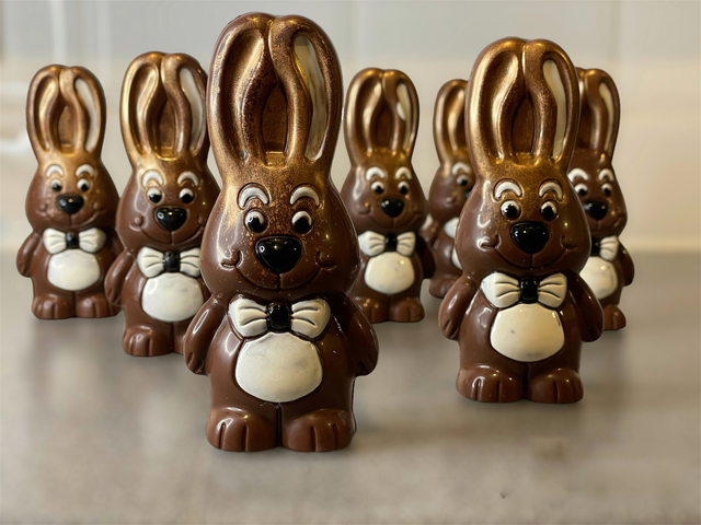 Easter bunny with a bow