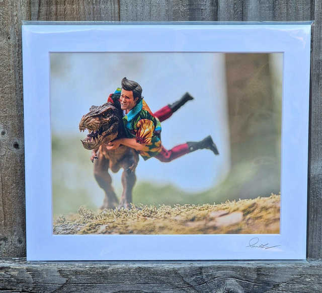 Ace Ventura T-rex Chase