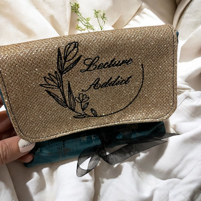 fichier broderie lecture addict - 3 Tailles / 12 Formats