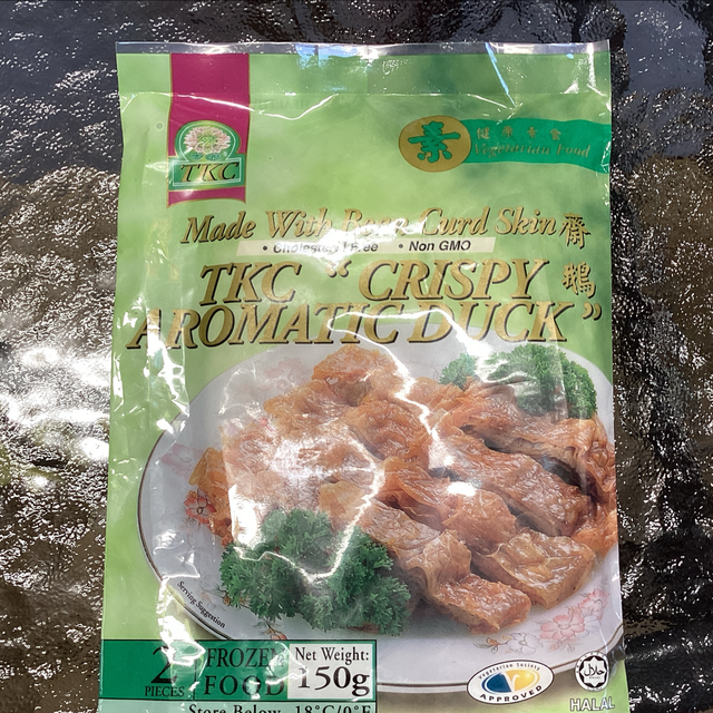 Vegetarian crispy aromatic duck 159g
