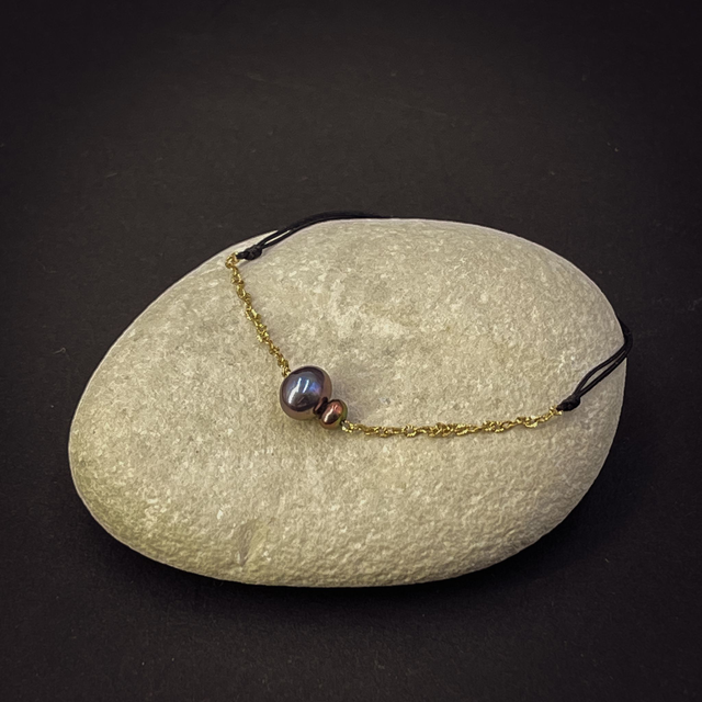 Bracelet fin avec perles de culture