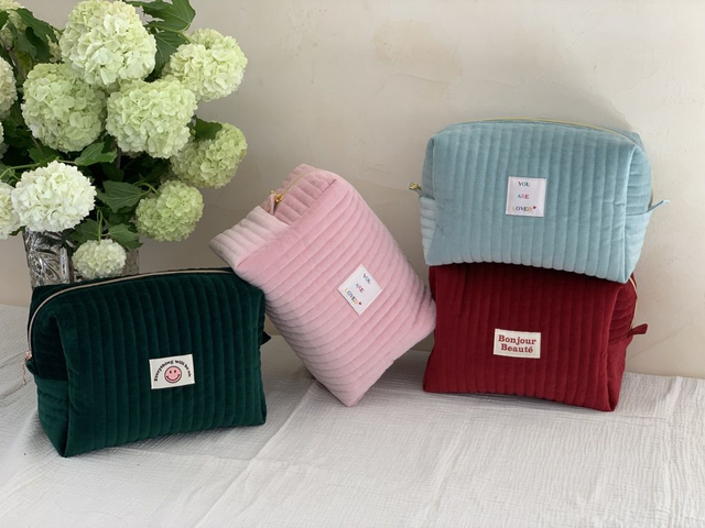 Trousse de toilette SUZANE velours matelassé