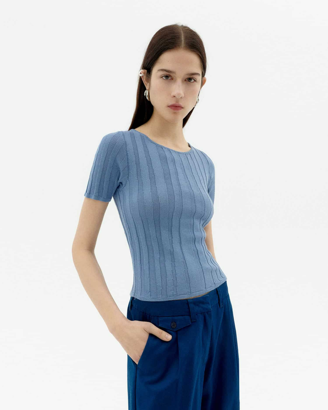 THINKING MU LIGHT COBALT SUKI TOP