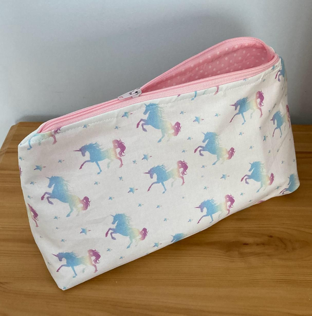 Make Up Bag (Unicorns)