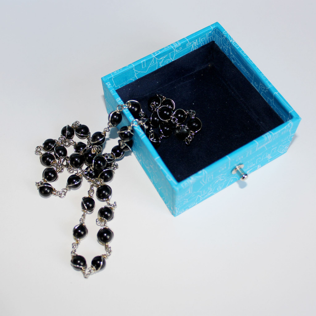 Trinket and jewellery box with 8 drawers