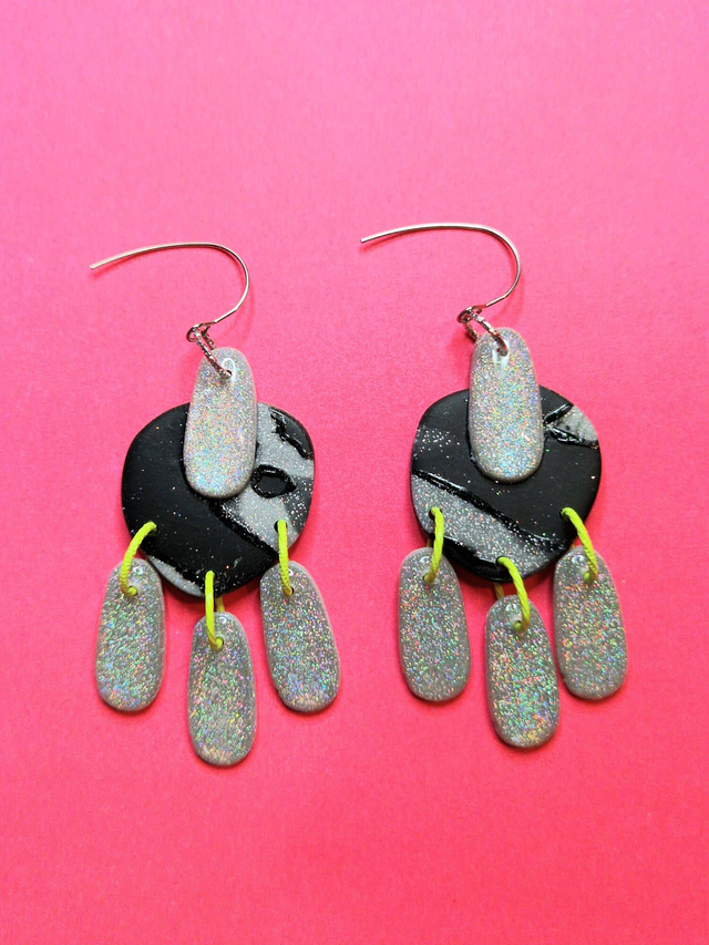 Midnight Parade, Holo Riot