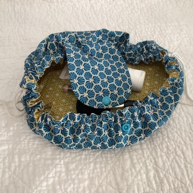 Bourse fourre tout turquoise et moutarde