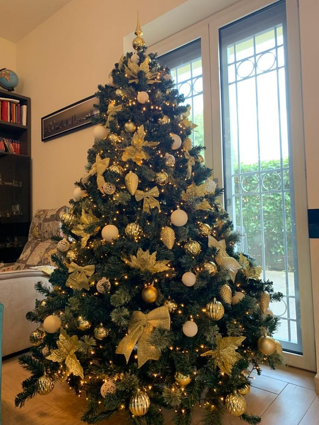 Albero di Natale artificiale 2,10mt