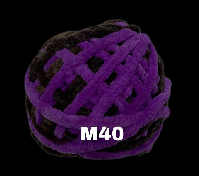 Chenille fluffy yarns 8 mm dik 45 grams