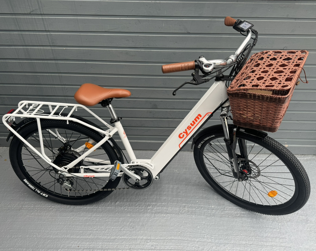 Force Cysum Electric Bike Step Through Frame - White