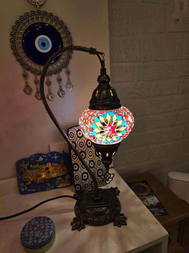 Medium Mosaic Swanneck Table Lamp