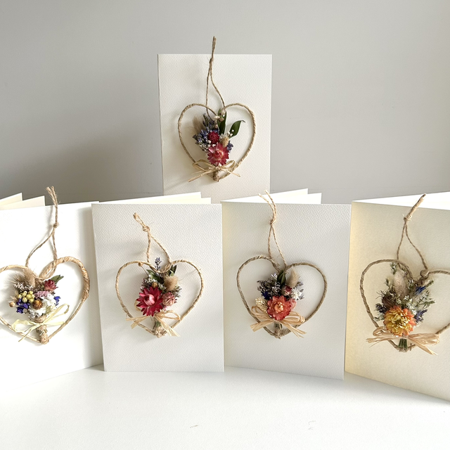Bespoke - Dried flower Heart card