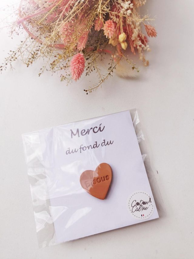 Pin&#039;s argiel &quot;bisous&quot; terracotta 