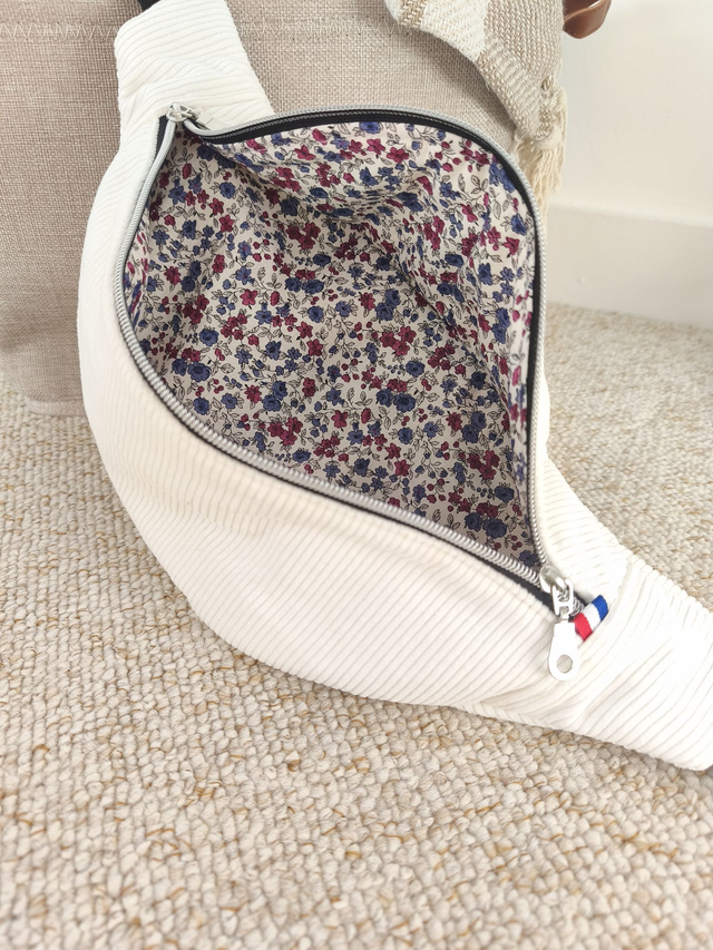 Banane Adulte velours côtelé blanc polaire et fleurs