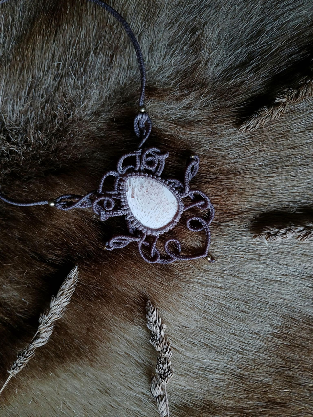 Ljóssálfr Gardien des Brumes de l’Aube - Scolécite