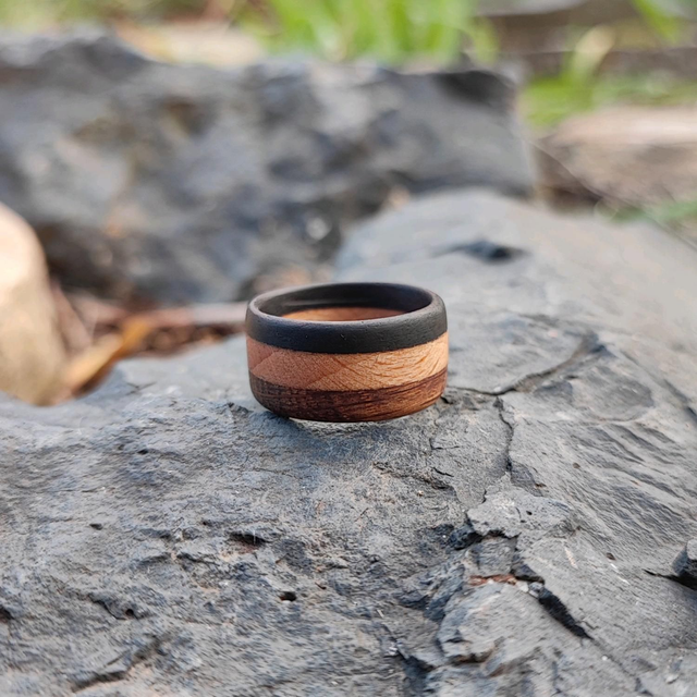 Bague en Bois de Chêne, Hêtre et Ébène du Gabon