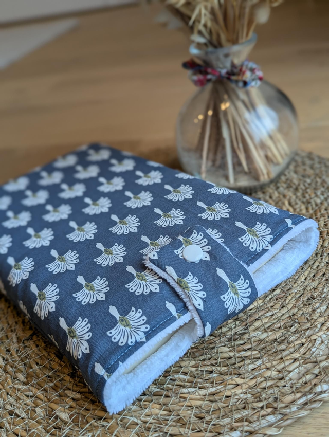 Pochette pour iPad, tablette, livre taille L 
