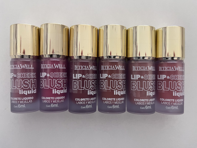 Blush liquide lèvres et joues 