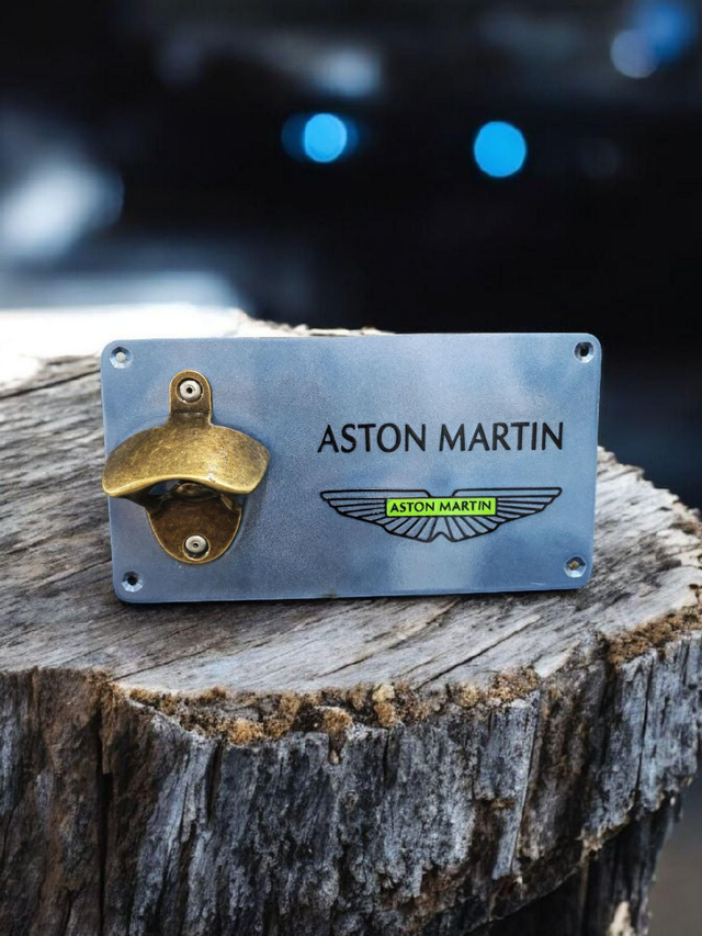Décapsuleur Mural ASTON MARTIN